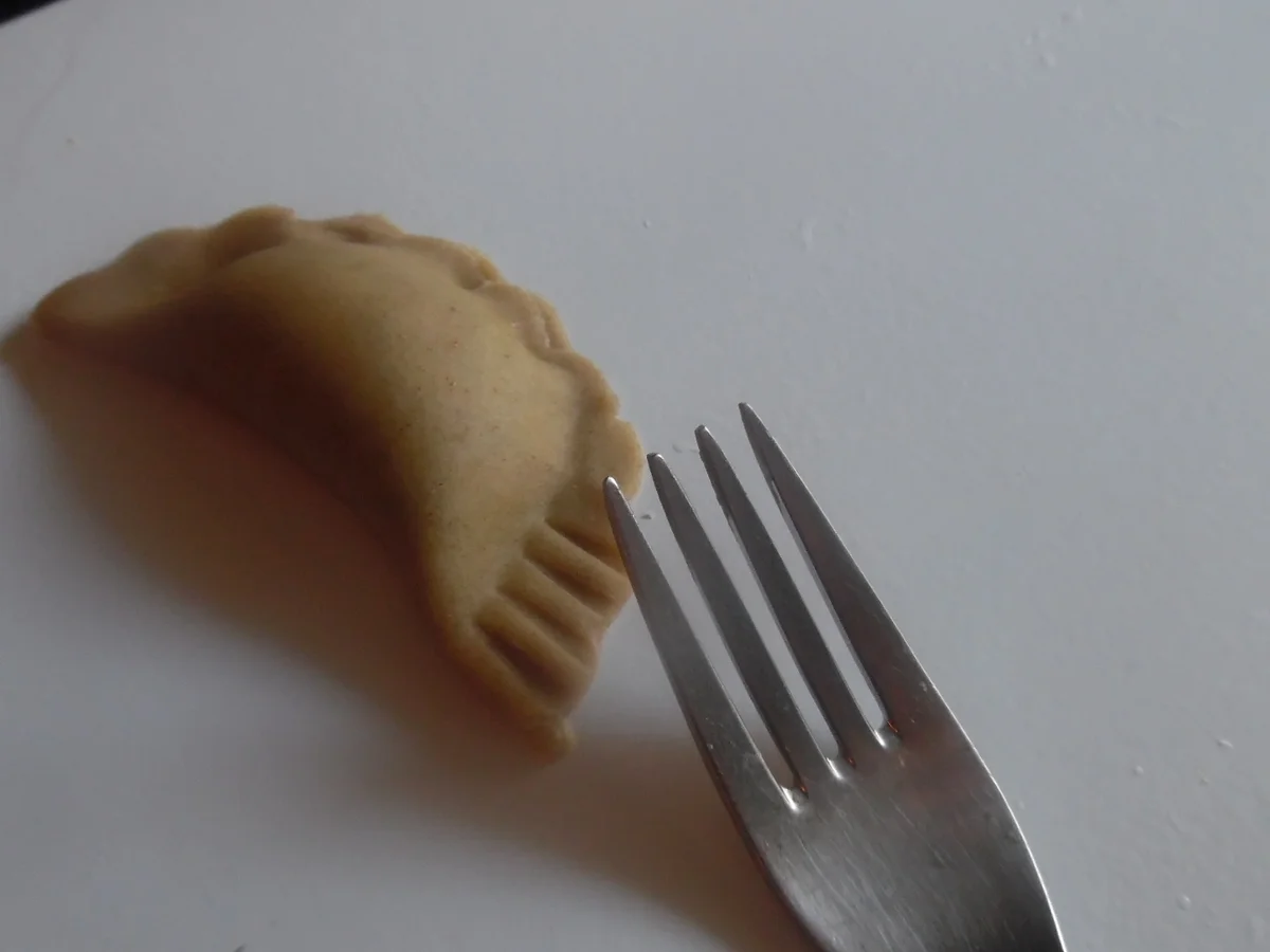 Schlutzkrapfen "bayrische Art" mit Specksoße und Röstzwiebeln - Rezept - Bild Nr. 6604