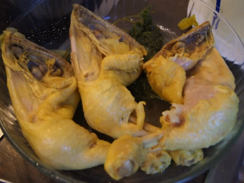 Kürbiscremesuppe mit Kokosmilch und Hähnchenfleischeinlage - Rezept - Bild Nr. 6645