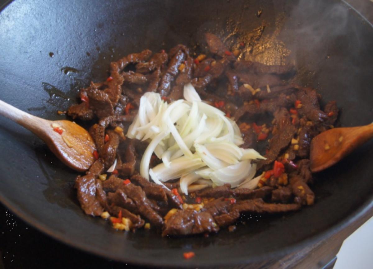Chinesisches Rindfleisch mit Gemüse und Basmati Reis - Rezept - Bild Nr. 10