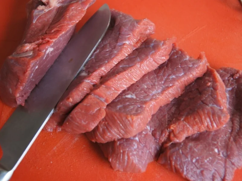 Rezept: Gulascheintopf ungarischer Art Bild Nr. 6639 Gulascheintopf ungarischer Art - Rezept - Bild Nr. 6639