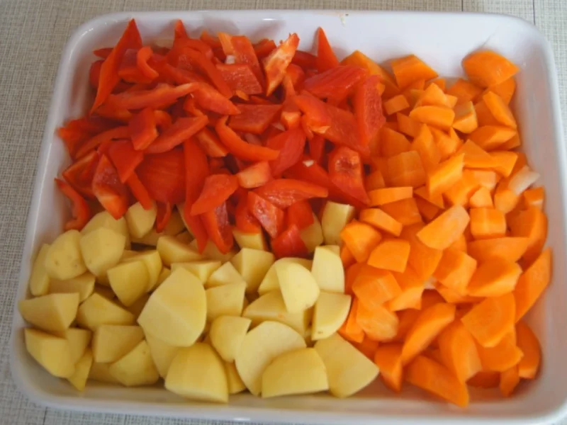 Rezept: Gulascheintopf ungarischer Art Bild Nr. 6643 Gulascheintopf ungarischer Art - Rezept - Bild Nr. 6643