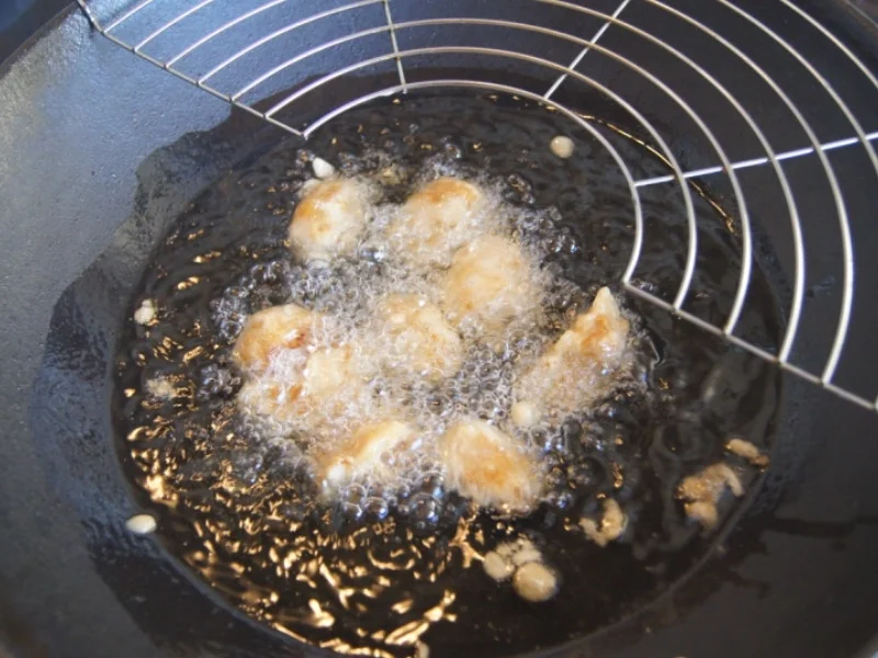 Ausgebackene Hähnchenbrustfiletwürfel mit Ei-Gemüse-Mie-Nudeln - Rezept - Bild Nr. 6643