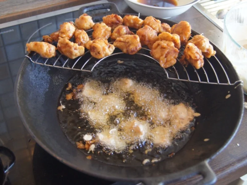 Ausgebackene Hähnchenbrustfiletwürfel mit Ei-Gemüse-Mie-Nudeln - Rezept - Bild Nr. 6645