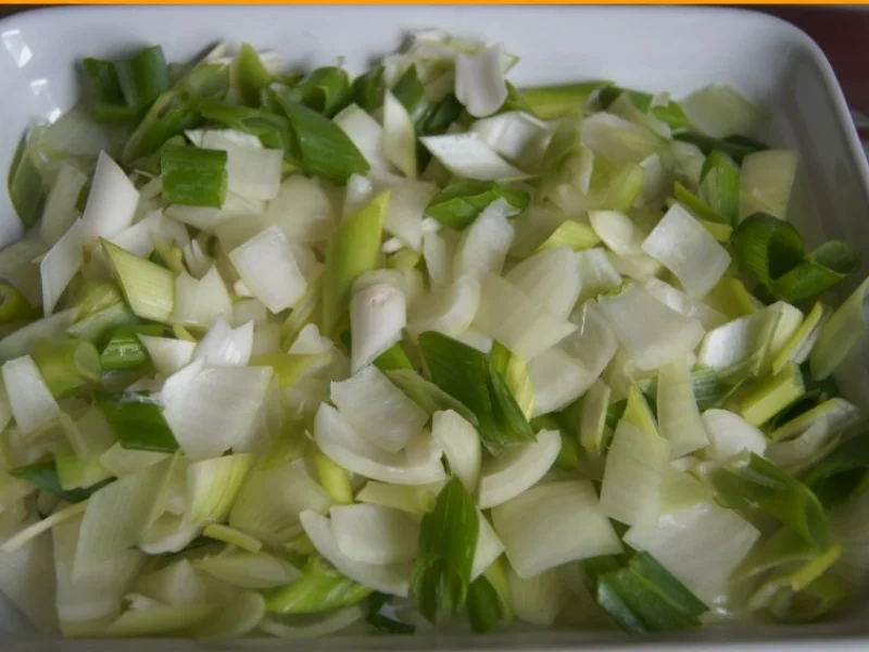 Ente auf Gemüsebett mit Erdnusssauce, Champignons und gelber Basmatireis - Rezept - Bild Nr. 5