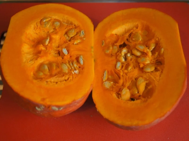 Kürbis-Kartoffel-Sellerie-Eintopf mit herzhafter Einlage - Rezept - Bild Nr. 6639