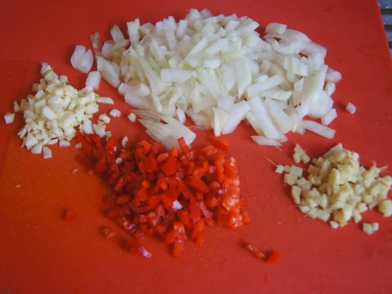 Kürbis-Kartoffel-Sellerie-Eintopf mit herzhafter Einlage - Rezept - Bild Nr. 6645