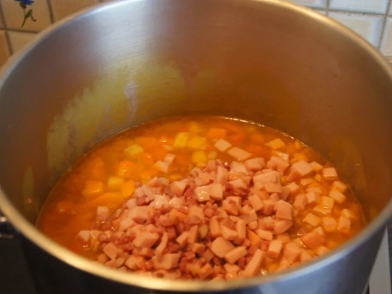 Kürbis-Kartoffel-Sellerie-Eintopf mit herzhafter Einlage - Rezept - Bild Nr. 6656