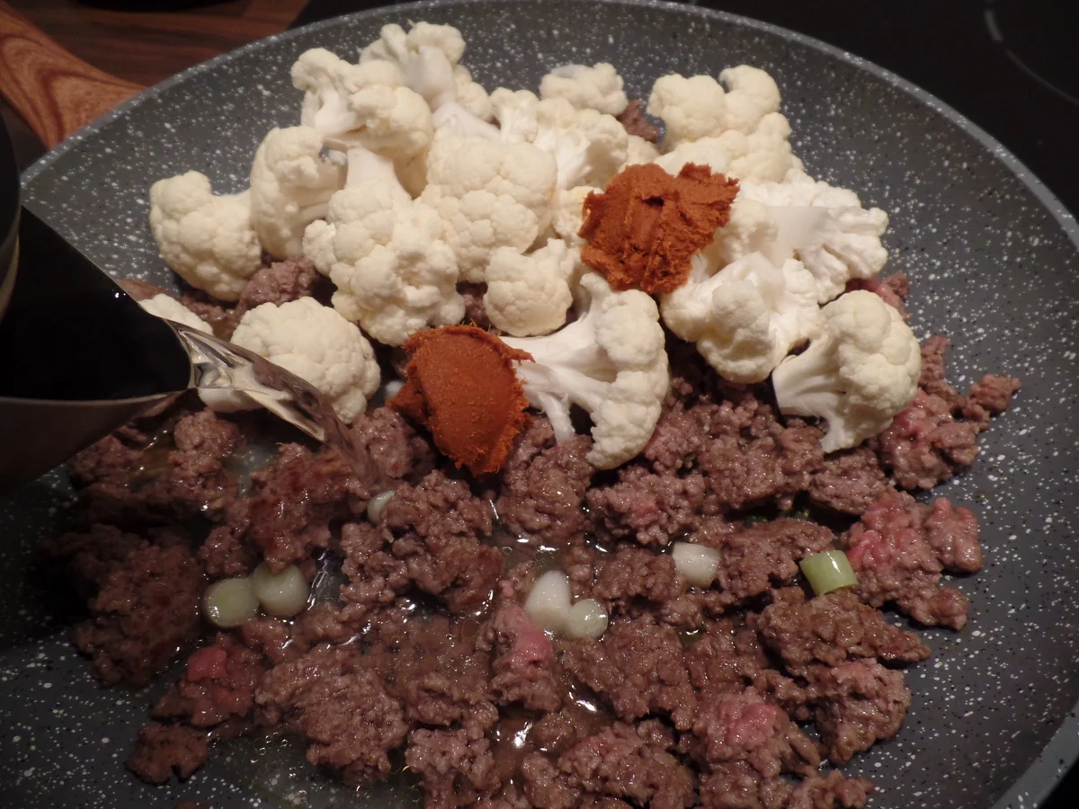 Blumenkohl-Hackfleisch-Curry mit Reis - Rezept - Bild Nr. 6639