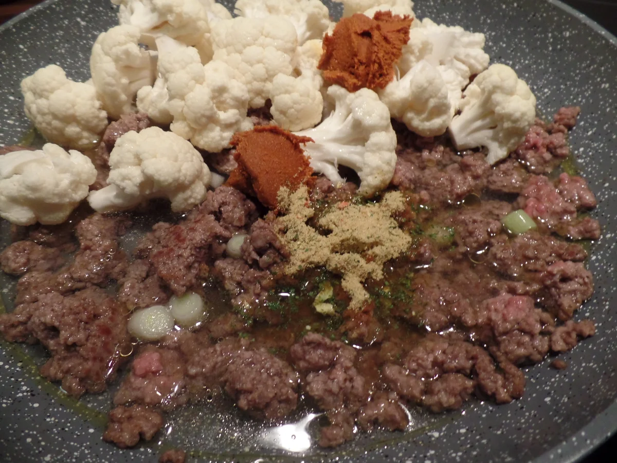 Blumenkohl-Hackfleisch-Curry mit Reis - Rezept - Bild Nr. 6640
