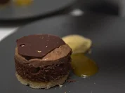 Schokoladentörtchen – Lavendeleis - Aprikose - Rezept - Bild Nr. 2