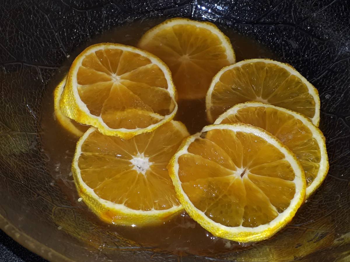 BiNe` S HALLOWEEN BOWLE - Rezept - Bild Nr. 2