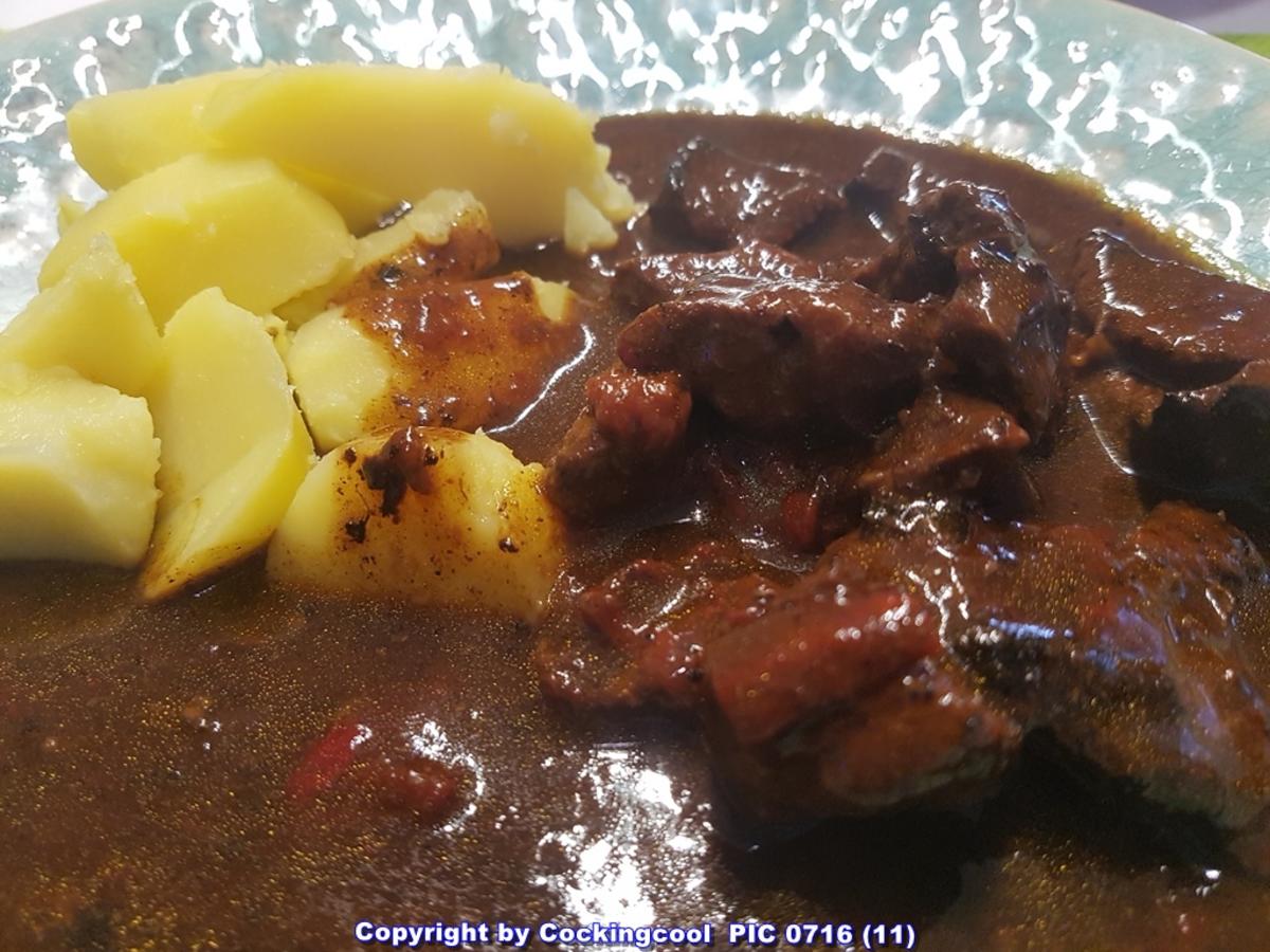 Rindergulasch mit versch. Gemüse aus dem Garten und Kartoffeln - Rezept - Bild Nr. 6644