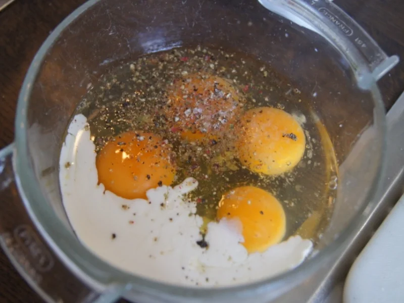 Schinken-Rührei mit Würz-Spinat und Drillingen - Rezept - Bild Nr. 6