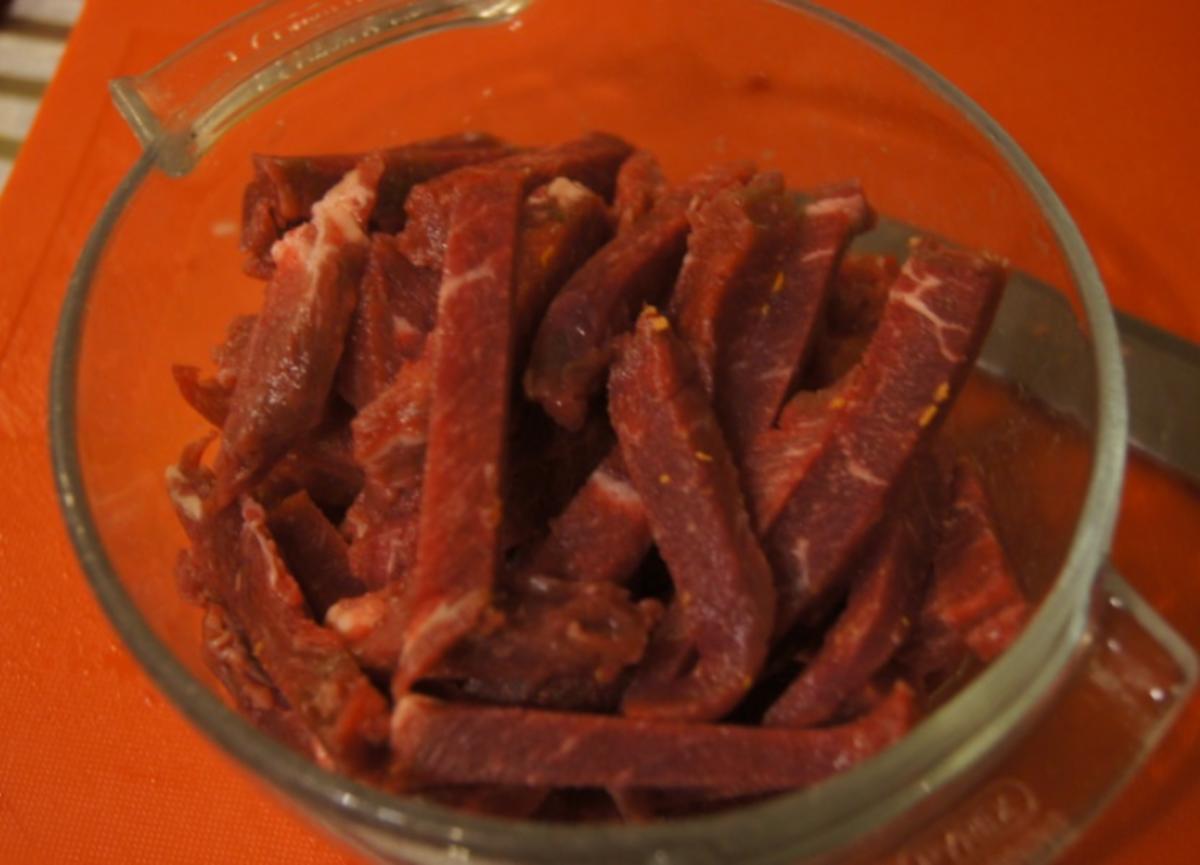 Rindfleisch mit Paprika, Zucchini, Zwiebeln und Basmati-Reis - Rezept - Bild Nr. 5
