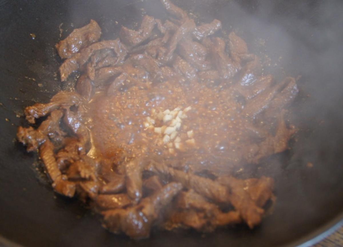 Rindfleisch mit Paprika, Zucchini, Zwiebeln und Basmati-Reis - Rezept - Bild Nr. 13