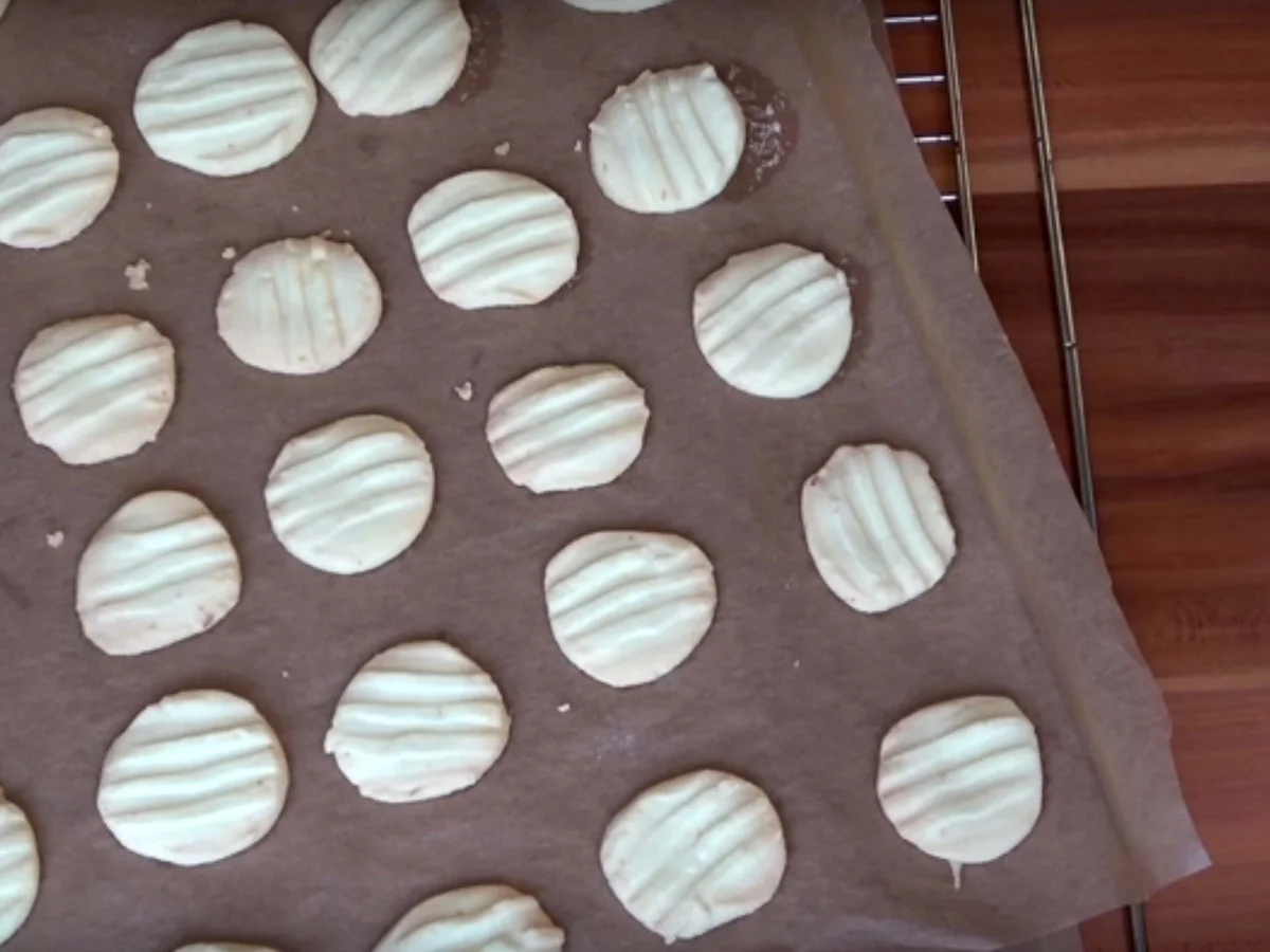 Rezept: Mazu12 Plätzchen mit Zitronengeschmack Bild Nr. 6651 Mazu12 Plätzchen mit Zitronengeschmack - Rezept - Bild Nr. 6651