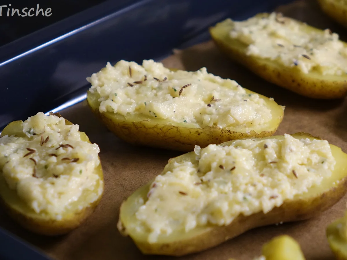 Rezept: Schweinebäckchen in Pinot Noir geschmort Bild Nr. 6657 Schweinebäckchen in Pinot Noir geschmort - Rezept - Bild Nr. 6657