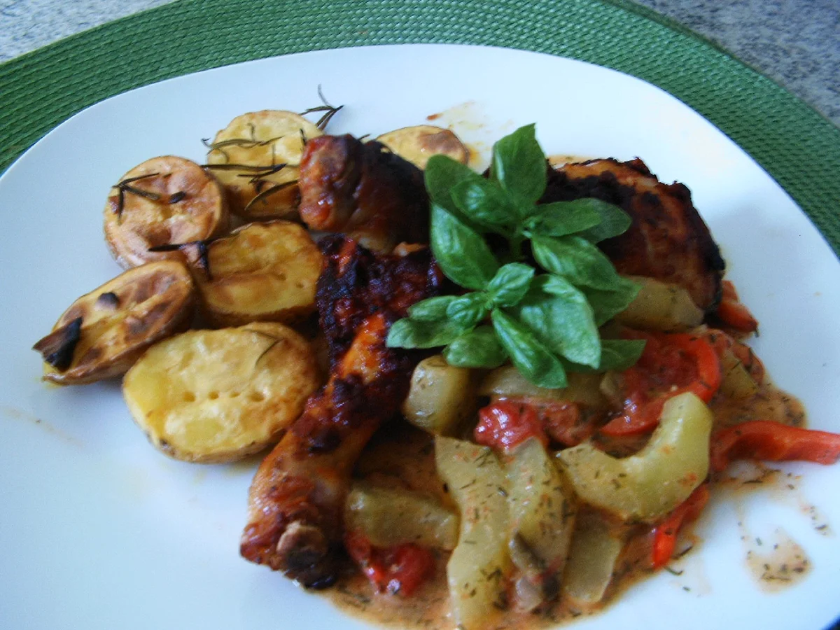 Hähnchenunterkeulen aus den Ofen mit Ofenkartoffeln - Rezept - Bild Nr. 6647