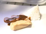 Adobo mit Bohnenpüree, Reis und karamellisierten Süsskartoffeln - Rezept - Bild Nr. 2