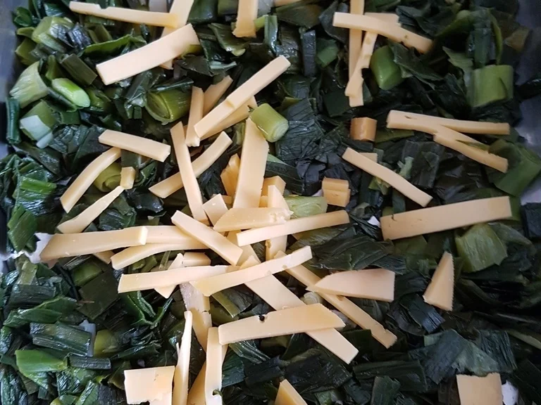 Verschiedene Gemüsesorten  und etwas Pastateig - Rezept - Bild Nr. 6664