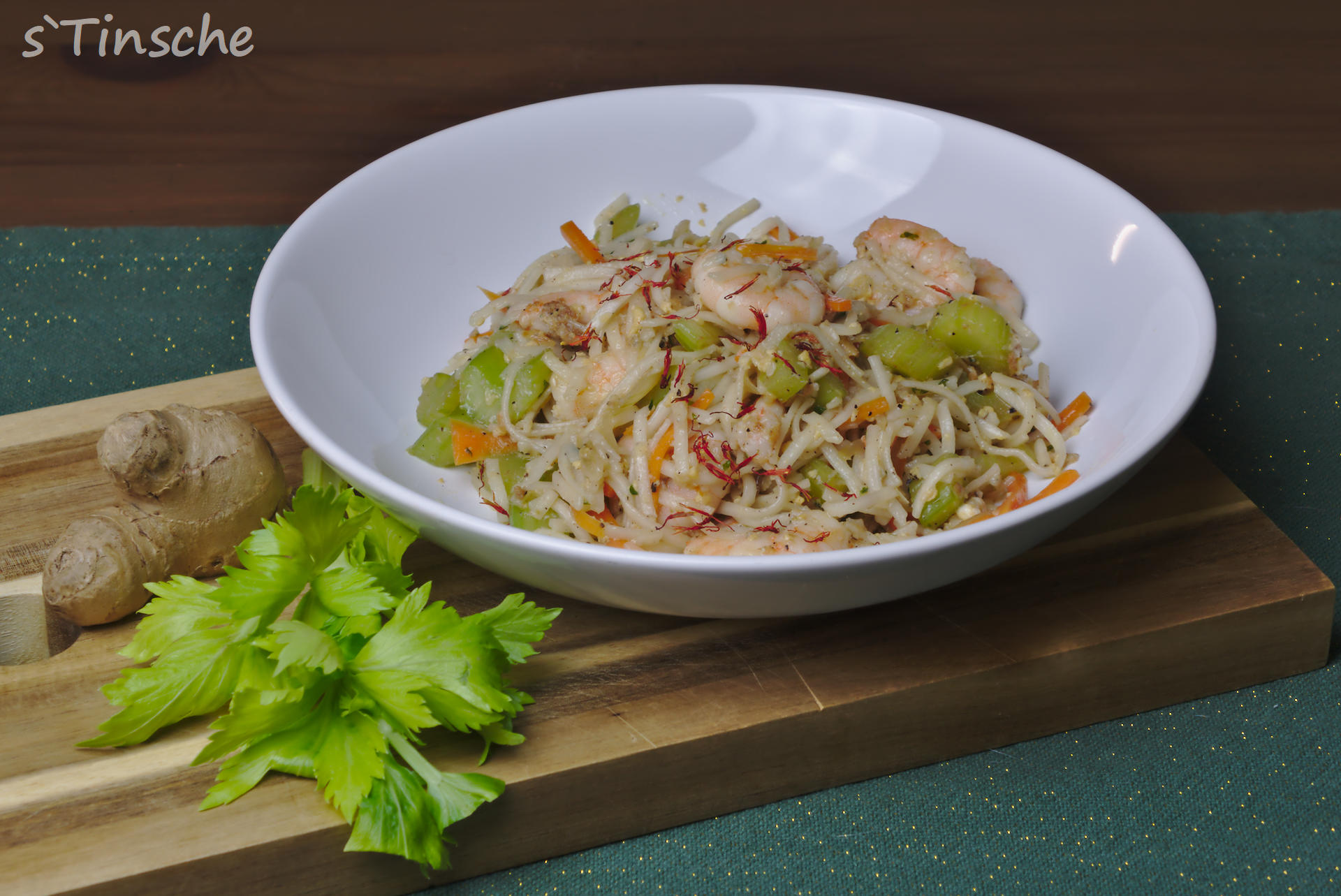 Garnelen-Sellerie-Wok Rezept By sTinsche