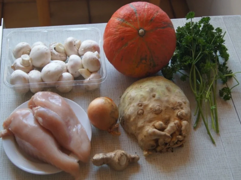 Hähnchenbrustfilet mit Kürbis-Sellerie-Stampf und Champignons - Rezept - Bild Nr. 6682