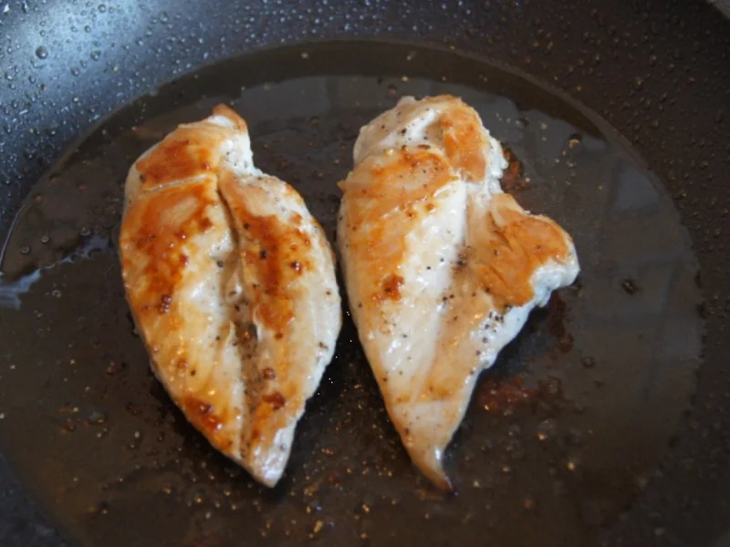 Hähnchenbrustfilet mit Kürbis-Sellerie-Stampf und Champignons - Rezept - Bild Nr. 6685