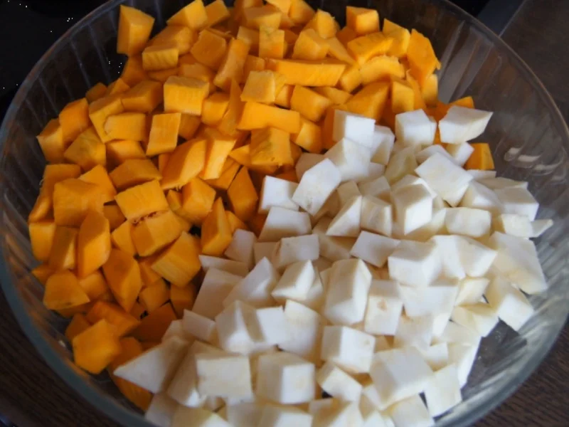 Hähnchenbrustfilet mit Kürbis-Sellerie-Stampf und Champignons - Rezept - Bild Nr. 6690