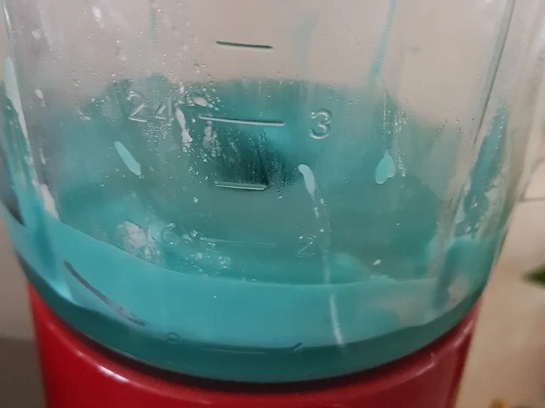 Oma Löffel`s Kleingebäck = Macarons 2.0 Grundrezept à la Biggi - Rezept - Bild Nr. 6685