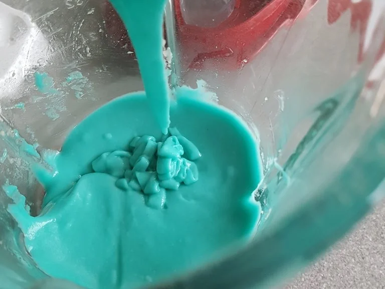 Oma Löffel`s Kleingebäck = Macarons 2.0 Grundrezept à la Biggi - Rezept - Bild Nr. 6686