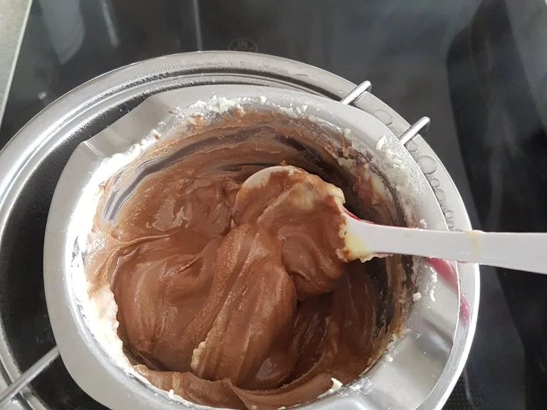 Oma Löffel`s Kleingebäck = Macarons 2.0 Grundrezept à la Biggi - Rezept - Bild Nr. 6692