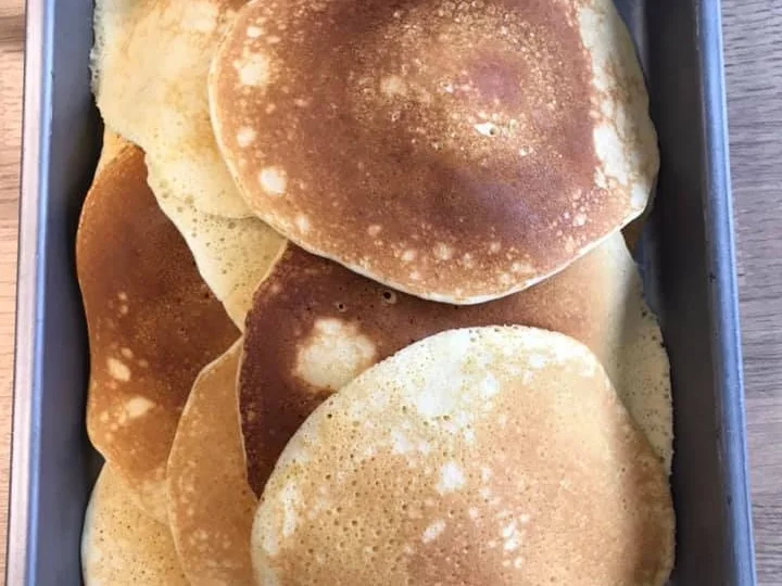 Rezept: Ein Teig --- Pancakes oder Kaiserschmarrn Bild Nr. 6690 Ein Teig --- Pancakes oder Kaiserschmarrn - Rezept - Bild Nr. 6690