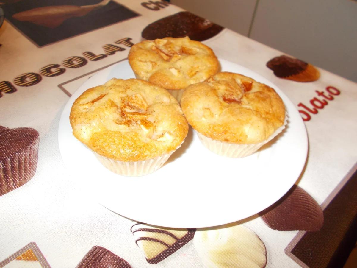 Rezept: APFEL-MUFFINS Bild Nr. 6700 APFEL-MUFFINS - Rezept - Bild Nr. 6700