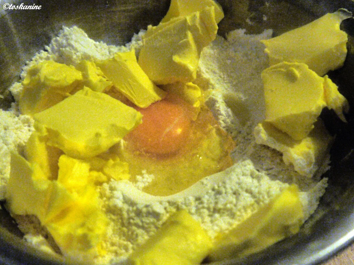 Rezept: Würzige Kirschtarte Bild Nr. 5 Würzige Kirschtarte - Rezept - Bild Nr. 5