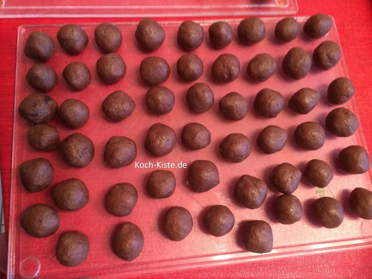 Nougat-Kugeln - Rezept - Bild Nr. 6724