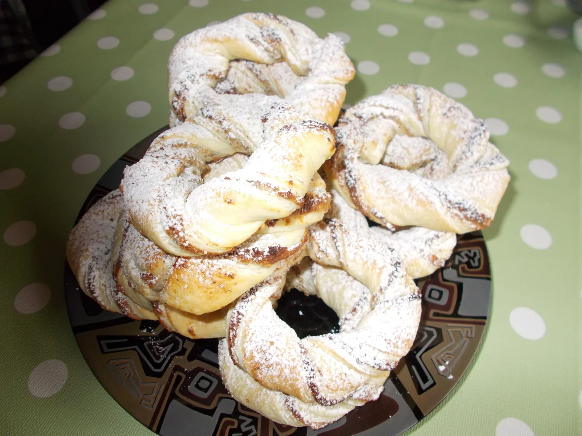 Rezept: NUSSKRINGEL Bild Nr. 6722 NUSSKRINGEL - Rezept - Bild Nr. 6722