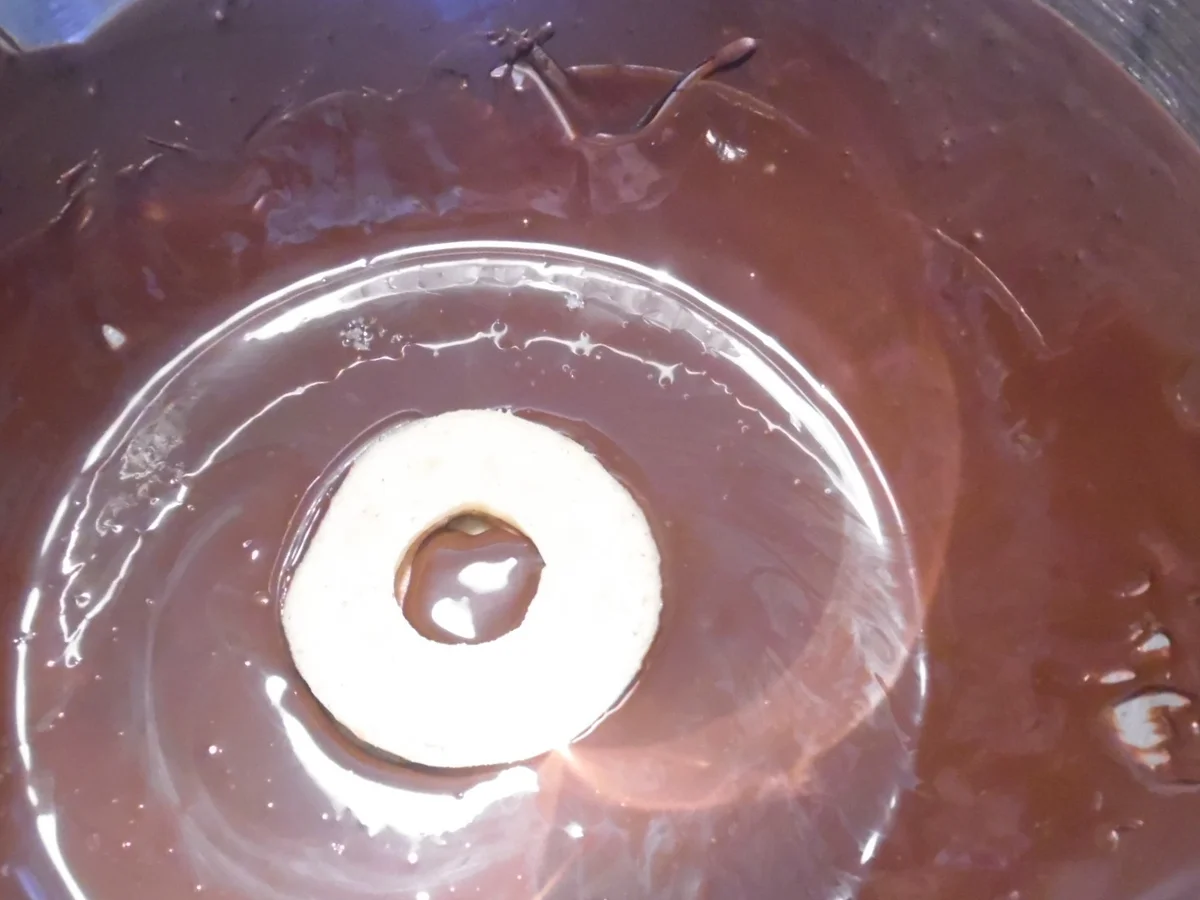 Rezept: Macadamia-Nougat-Kringel Bild Nr. 6721 Macadamia-Nougat-Kringel - Rezept - Bild Nr. 6721