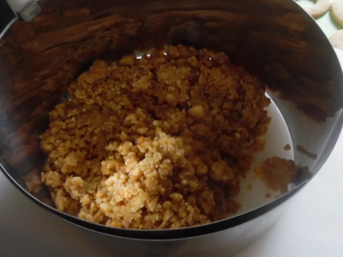 Charlotte mit Biskotten - Rezept - Bild Nr. 6726