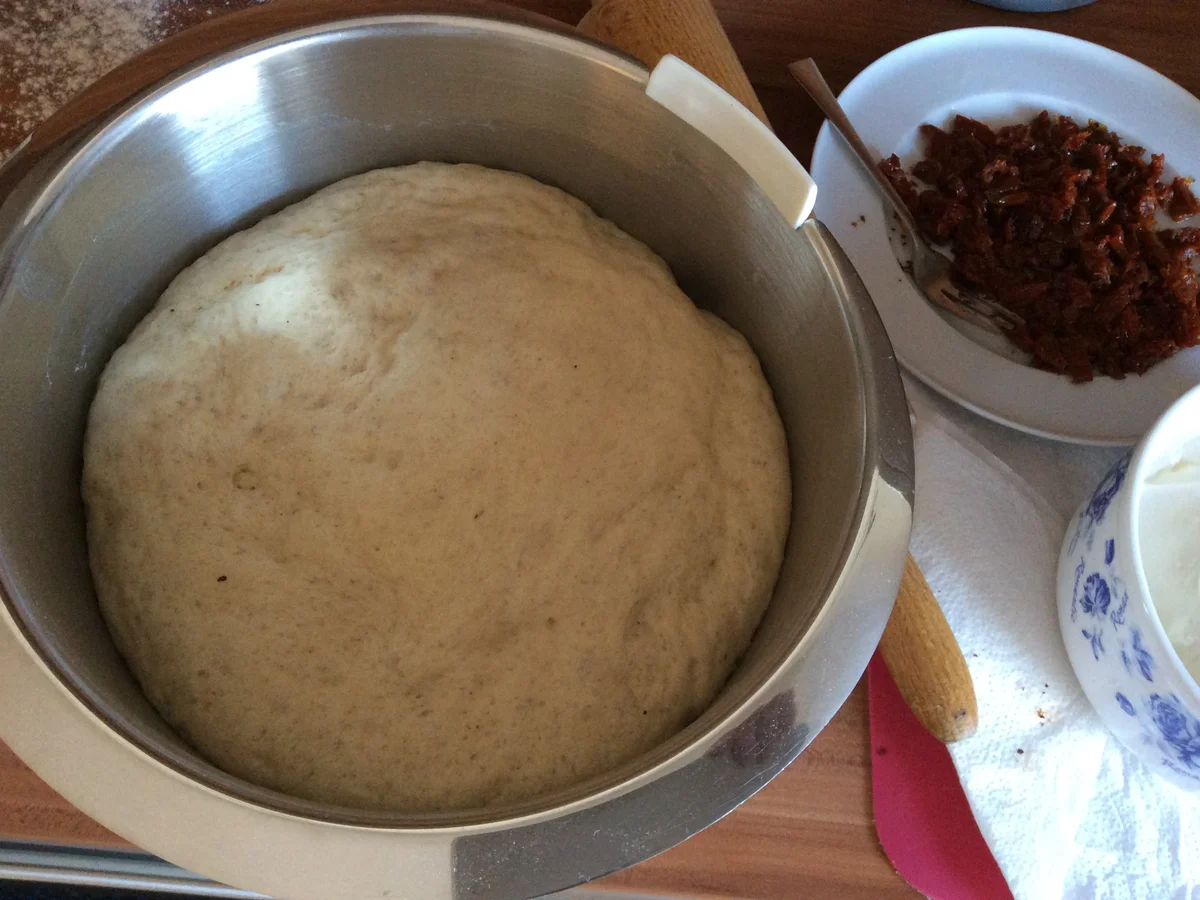 Party Schnecken mit Bergkäse und Oliven - Rezept - Bild Nr. 6721