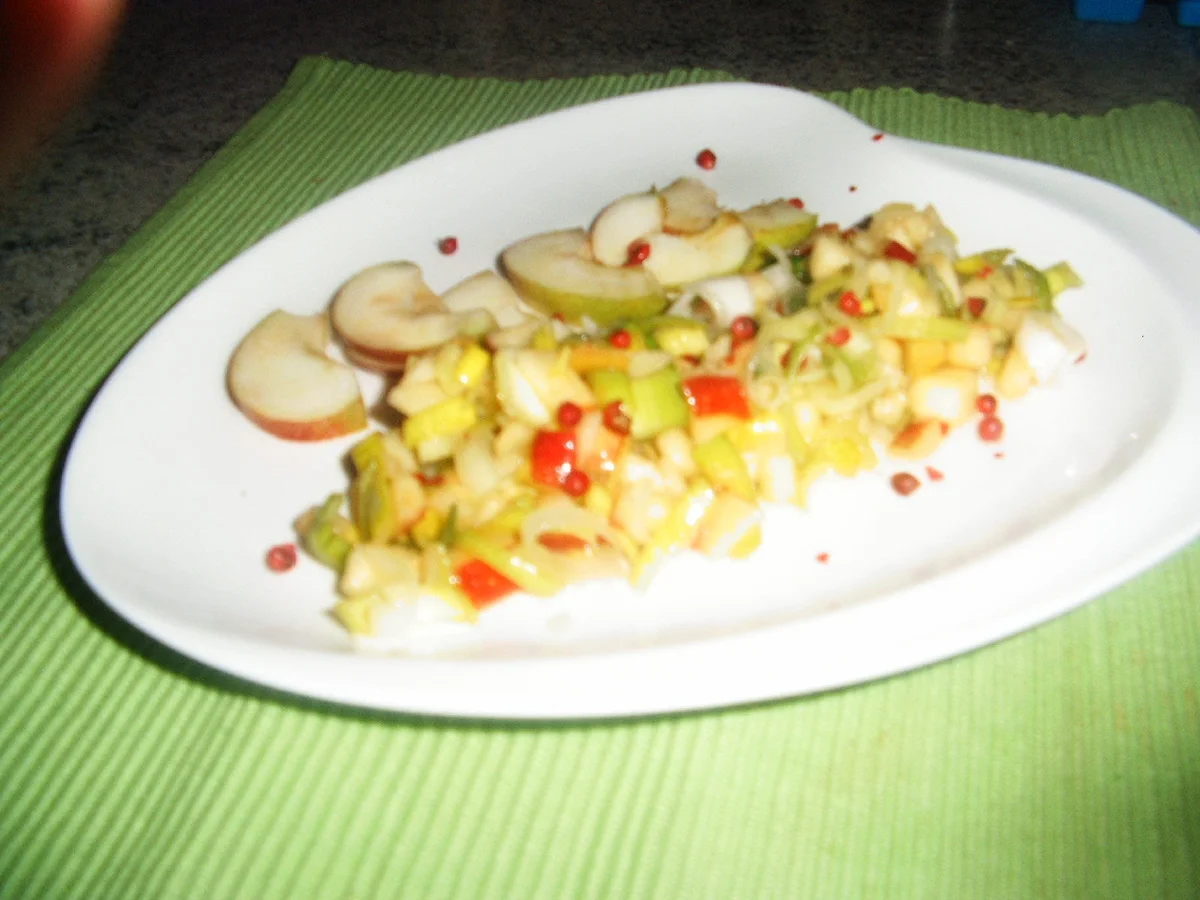 Rezept: Apfel-Lauchsalat Bild Nr. 6723 Apfel-Lauchsalat - Rezept - Bild Nr. 6723