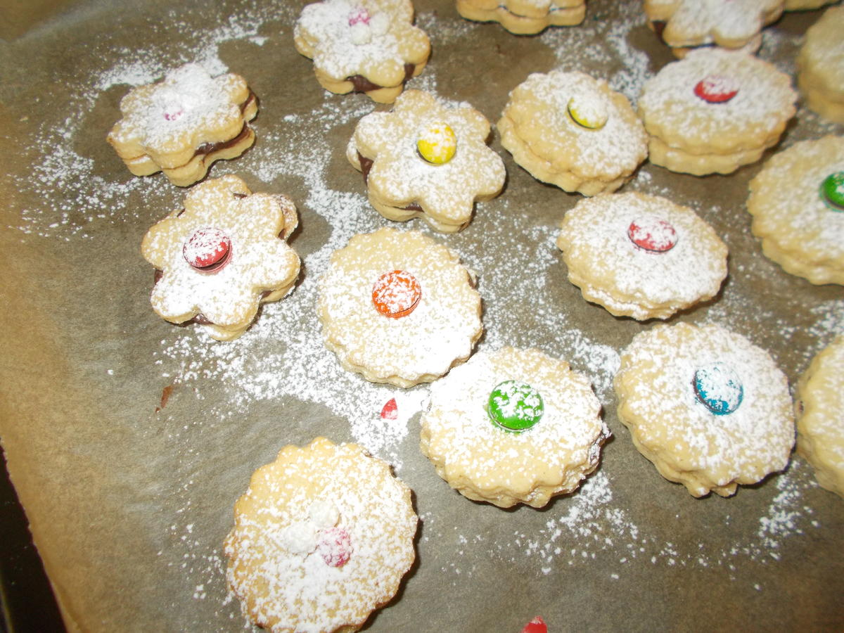 PLÄTZCHEN mit Smarties - Rezept - Bild Nr. 6747