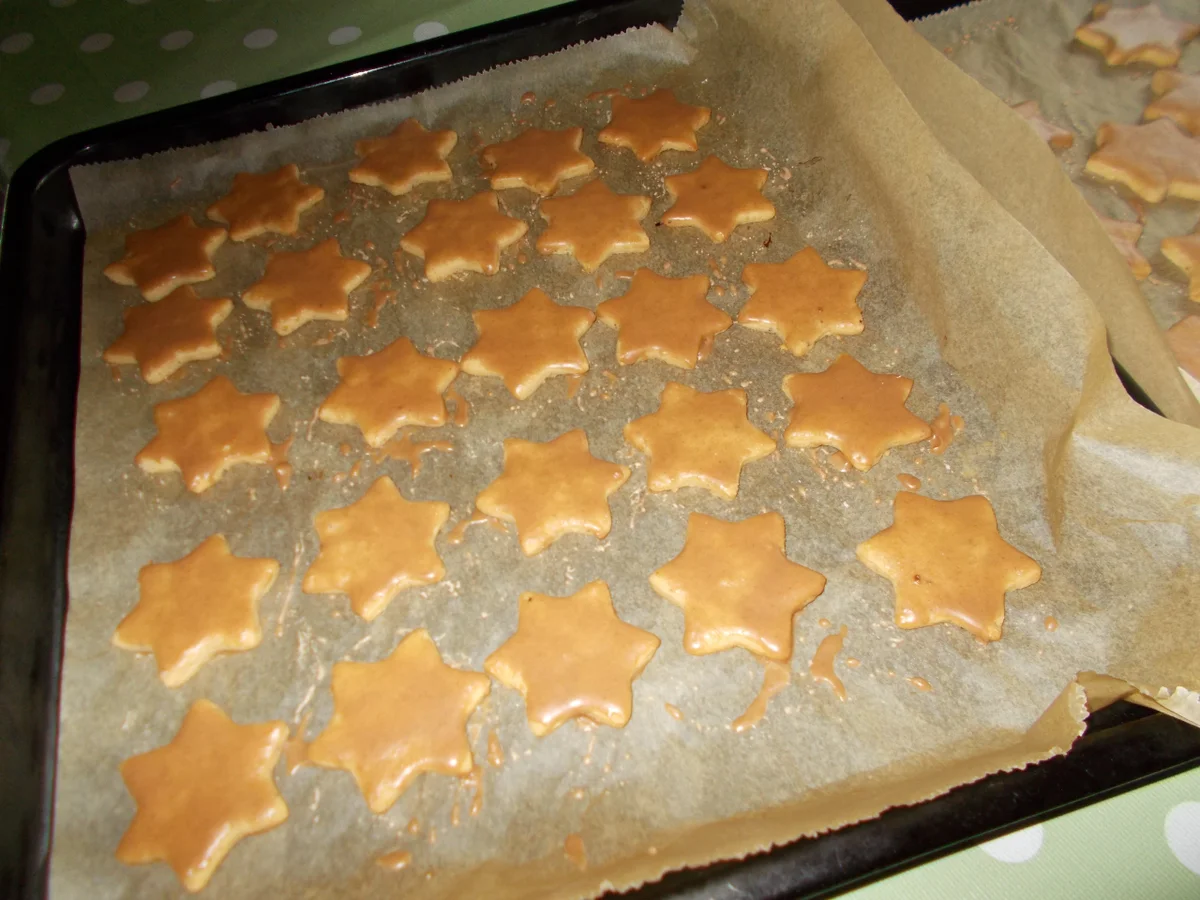 Rezept: ZIMTSTERNE Bild Nr. 6727 ZIMTSTERNE - Rezept - Bild Nr. 6727