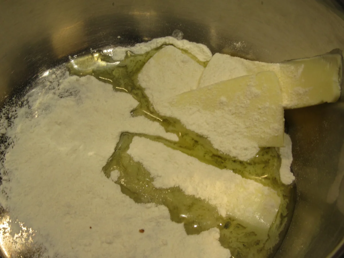 Auflauf: Schupfnudelauflauf mit Rosenkohl und Honig-Senf-Bechamel-Soße - Rezept - Bild Nr. 6740