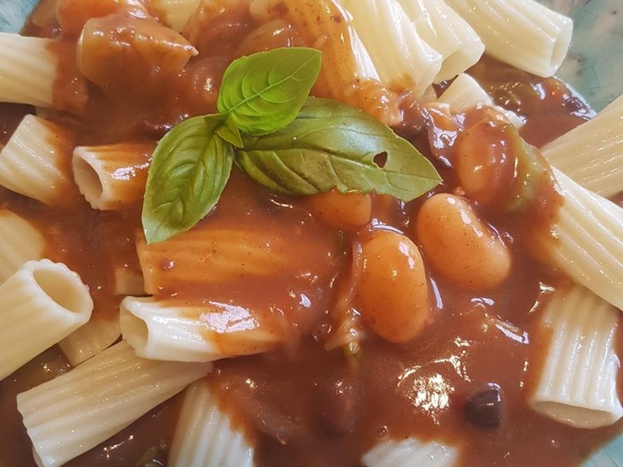 Dicke Bohnen mit Mettwurst Rezepte - kochbar.de