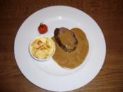 Bisonfilet mit Pfeffersoße auf Kartoffelgratin - Rezept