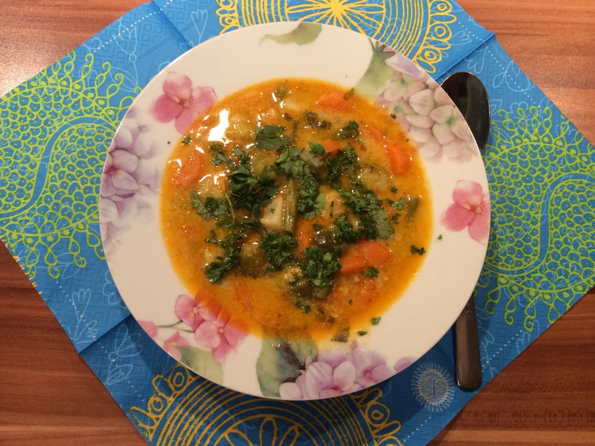 Bunte Gemüsesuppe, asiatisch - Rezept - Bild Nr. 6773