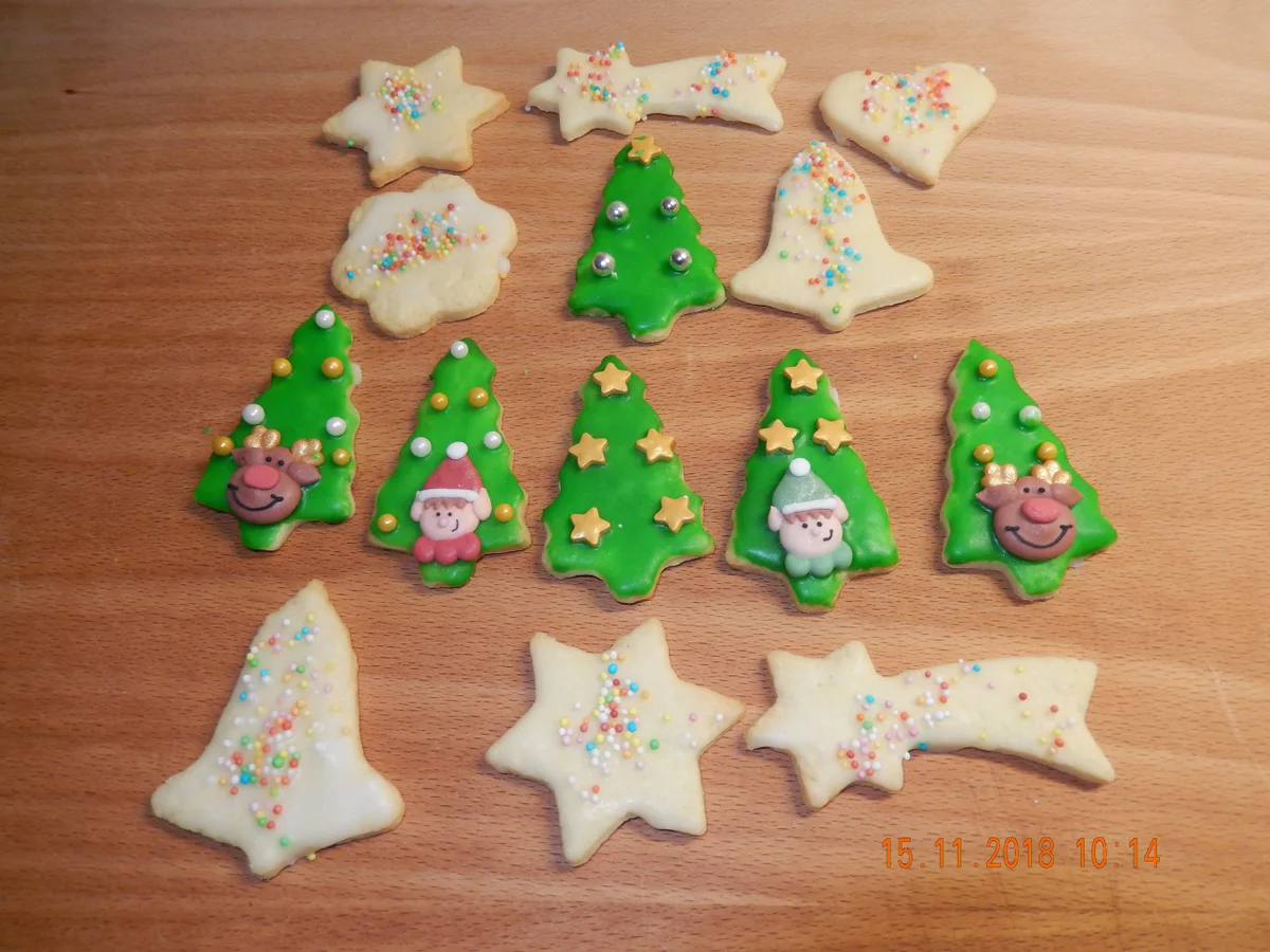 Rezept: Butterplätzchen Bild Nr. 6775 Butterplätzchen - Rezept - Bild Nr. 6775