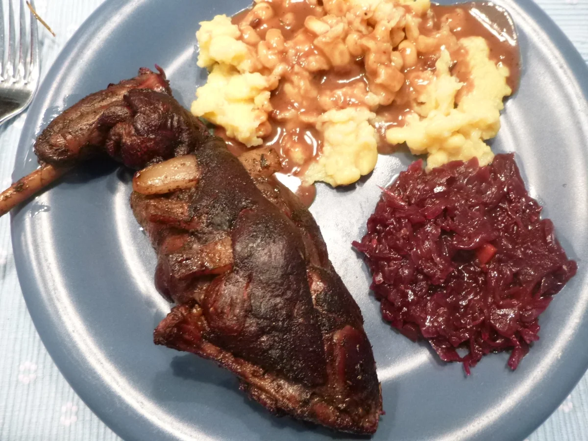 Rezept: Wildhasenkeule gespickt mit Speck Bild Nr. 6760 Wildhasenkeule gespickt mit Speck - Rezept - Bild Nr. 6760