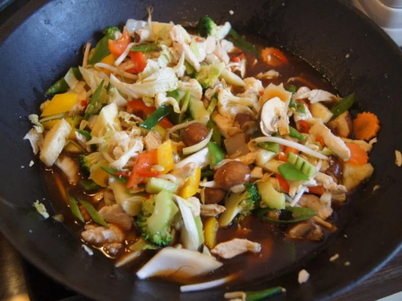 Rezept: Gemüsemix süß-sauer mit Hähnchenbrustfilet und gelben Basmatireis Bild Nr. 6789 Gemüsemix süß-sauer mit Hähnchenbrustfilet und gelben Basmatireis - Rezept - Bild Nr. 6789