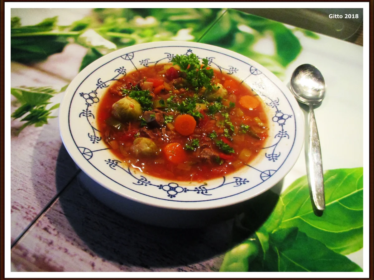 Rezept: Gemüsesuppe mit Schlank-Effekt Bild Nr. 2 Gemüsesuppe mit Schlank-Effekt - Rezept - Bild Nr. 2